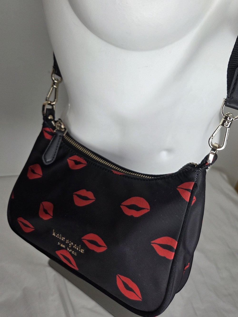 Kate Spade New York The Little Better Sam Kisses Crossbody Bag - Picture 3 of 13